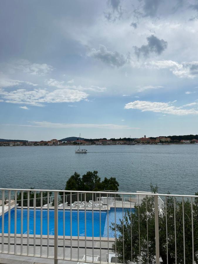 Apartments Juric Brodarica  Luaran gambar