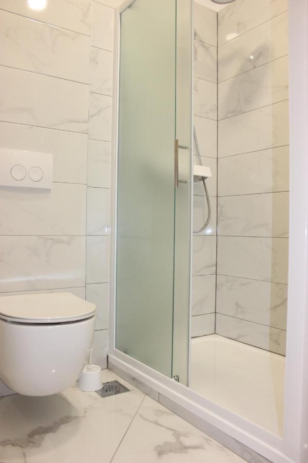 Apartments Juric Brodarica  Luaran gambar