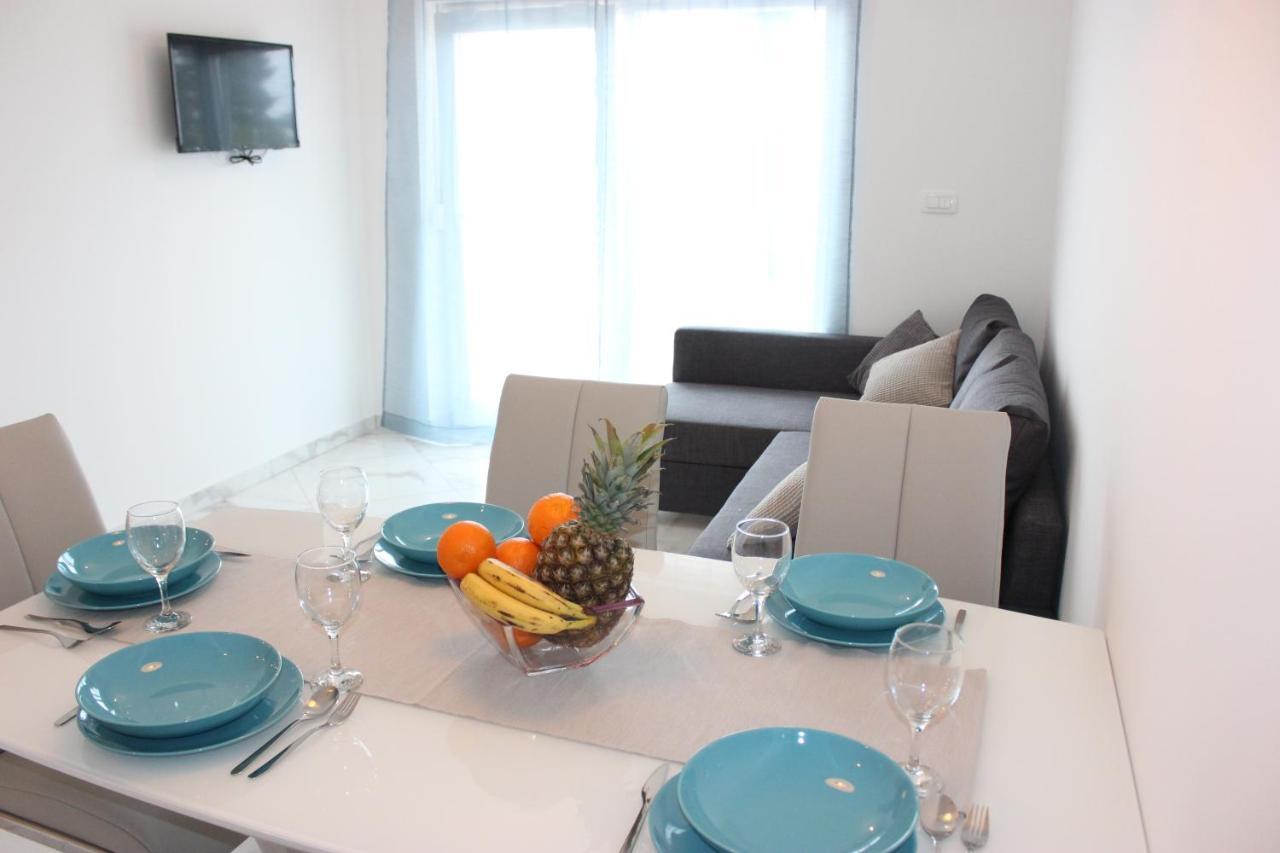 Apartments Juric Brodarica  Luaran gambar